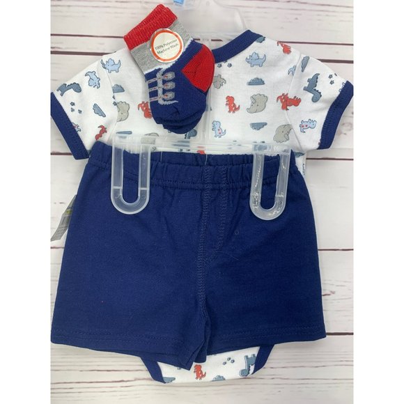 Duck Duck Goose Size 6-9 months Boys 3 Piece Shorts Set With Socks - Picture 2 of 7